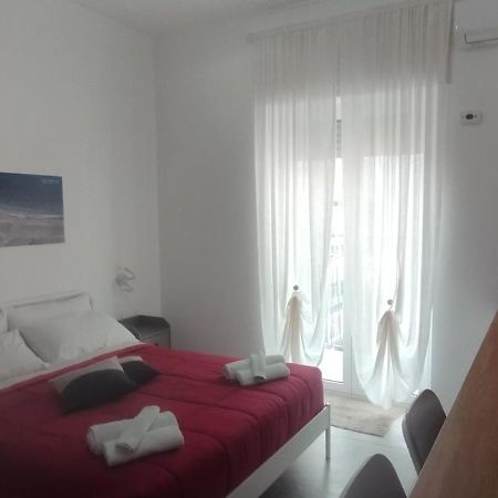 Alta Quota Relax On The Sea Bed & Breakfast ซาแลร์โน ภายนอก รูปภาพ