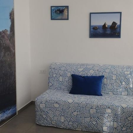 Alta Quota Relax On The Sea Bed & Breakfast ซาแลร์โน ภายนอก รูปภาพ